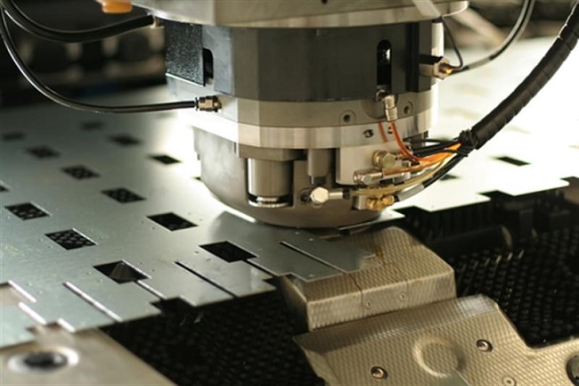 công nghệ đột dập CNC Nhật Bản