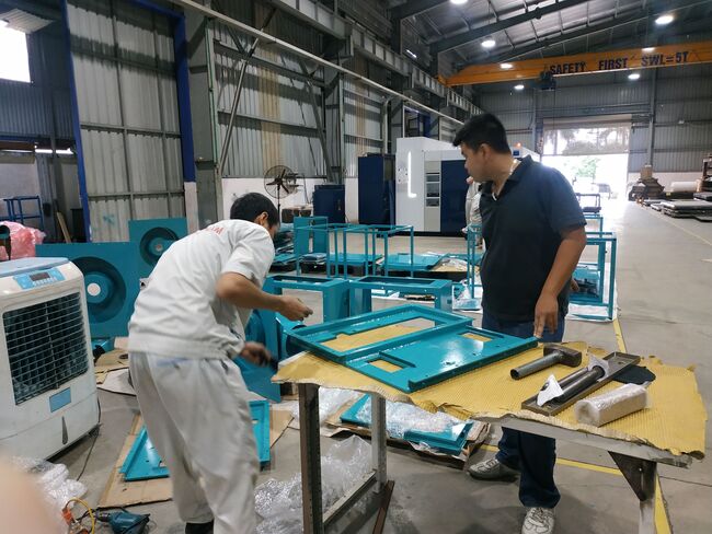 Dịch Vụ Sản Xuất Vỏ Tủ Hộp Máy Theo Yêu Cầu Uy Tín Tại Smart Sheetmetal